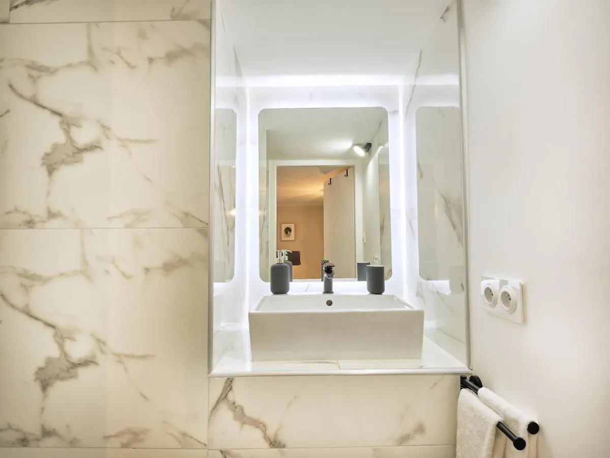 Tres Elegant Duplex, Proche Gare Apartment Grenoble 0*,